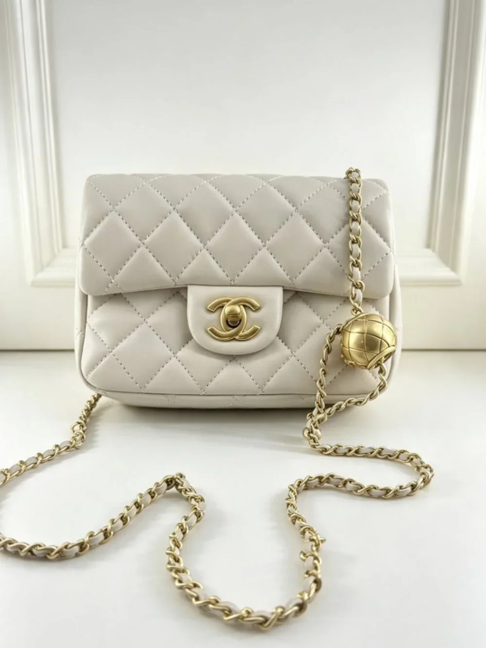 🤍Chanel Bag (White)